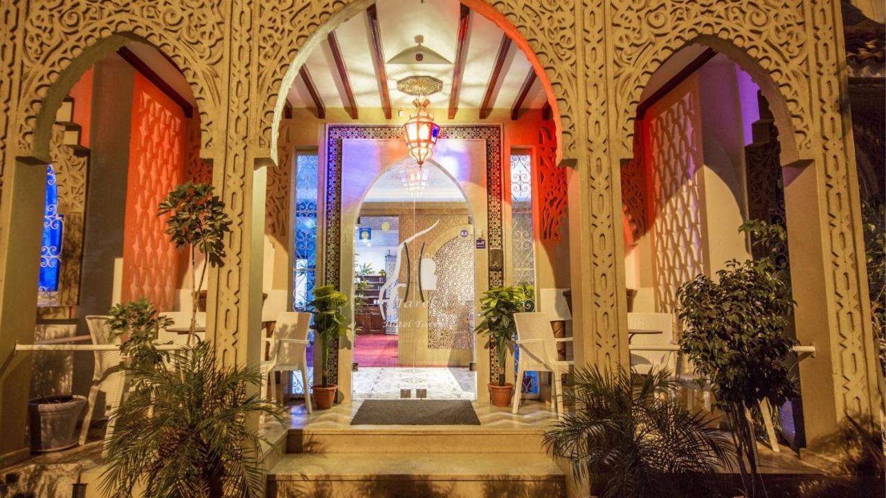 Hotel Tarek Szafszawan Zewnętrze zdjęcie