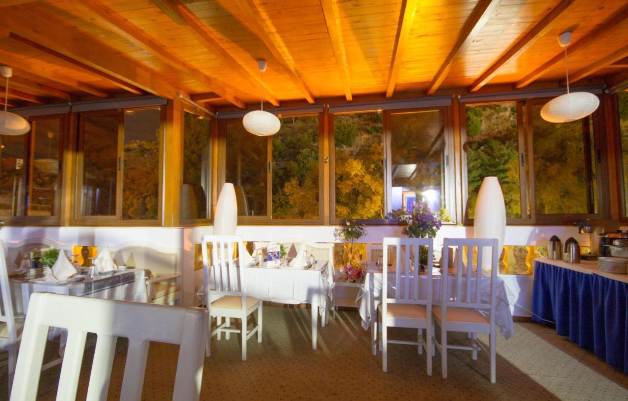 Hotel Tarek Szafszawan Zewnętrze zdjęcie