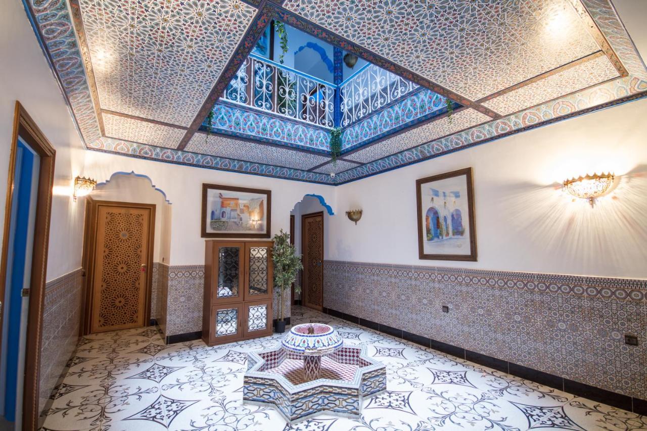 Hotel Tarek Szafszawan Zewnętrze zdjęcie