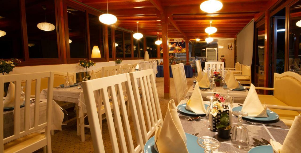 Hotel Tarek Szafszawan Zewnętrze zdjęcie