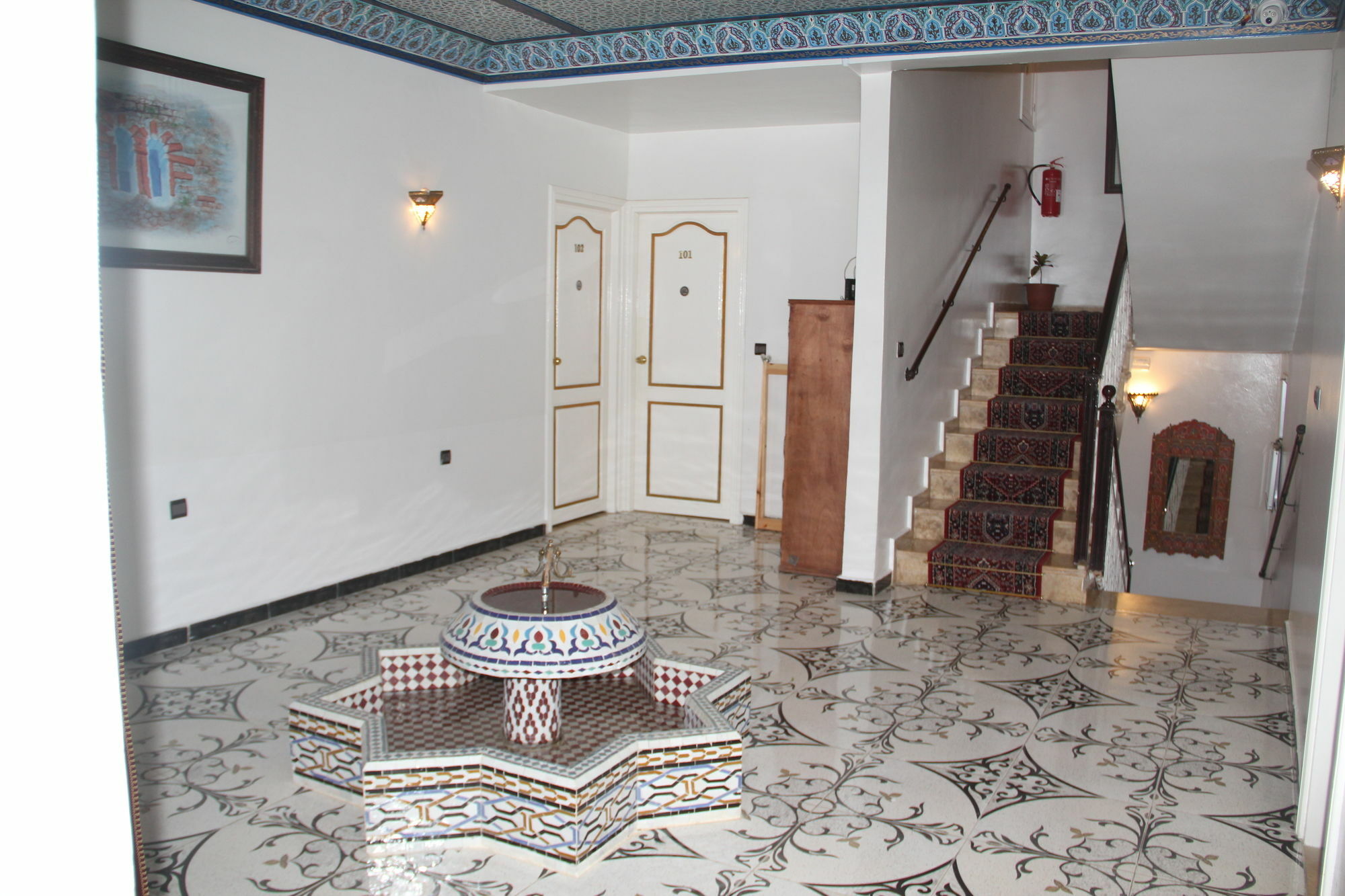 Hotel Tarek Szafszawan Zewnętrze zdjęcie